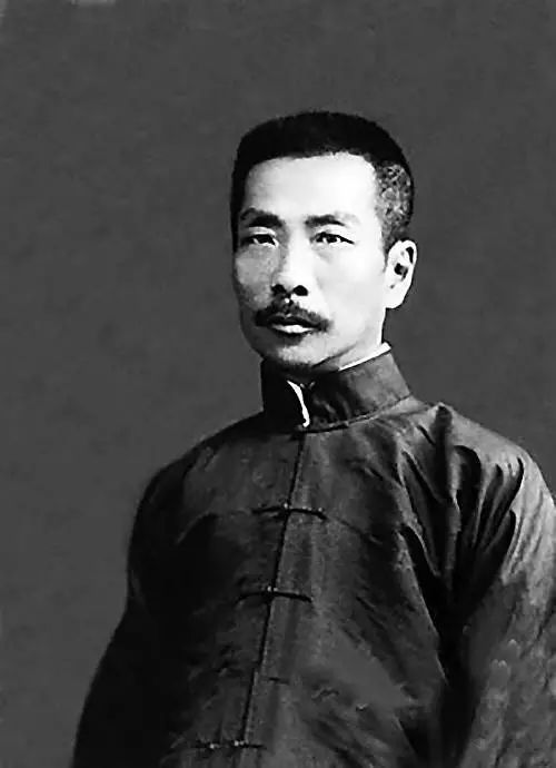 鲁迅的文笔真的很好吗 4ab257975cd649e097acebe33d991cb9.jpeg