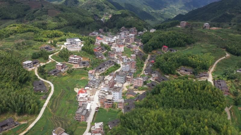 乌土村系安溪县蓝田乡行政村,位于蓝田与芦田镇交接点,座落于朝天山