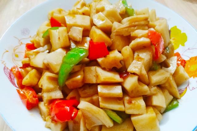 甜藕块的做法 68489e73bcb148108847a7ede0a84cc5.jpeg