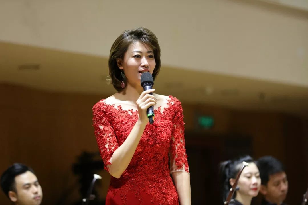 如玥而来知音共聚金玥胡琴独奏音乐会完美上演