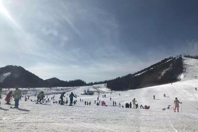 雷竞技RAYBET不出国门就能体验到最好的滑雪的国内的十大最范儿滑雪场(图8)