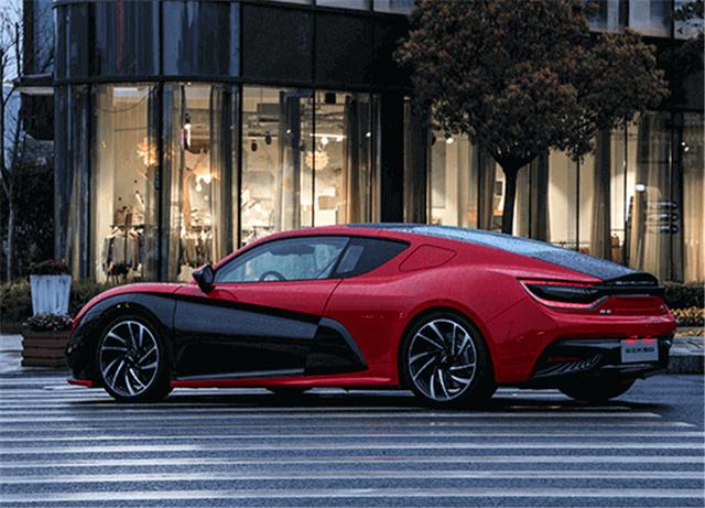 哪个跑车舒适性高一点 88a9b8ba86dd44df8c6ead7ee8237088.jpeg