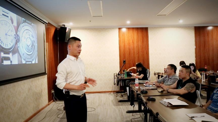 �ټ���������������