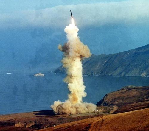 洲际导弹能打1.8万公里,地球周长高达4万公里