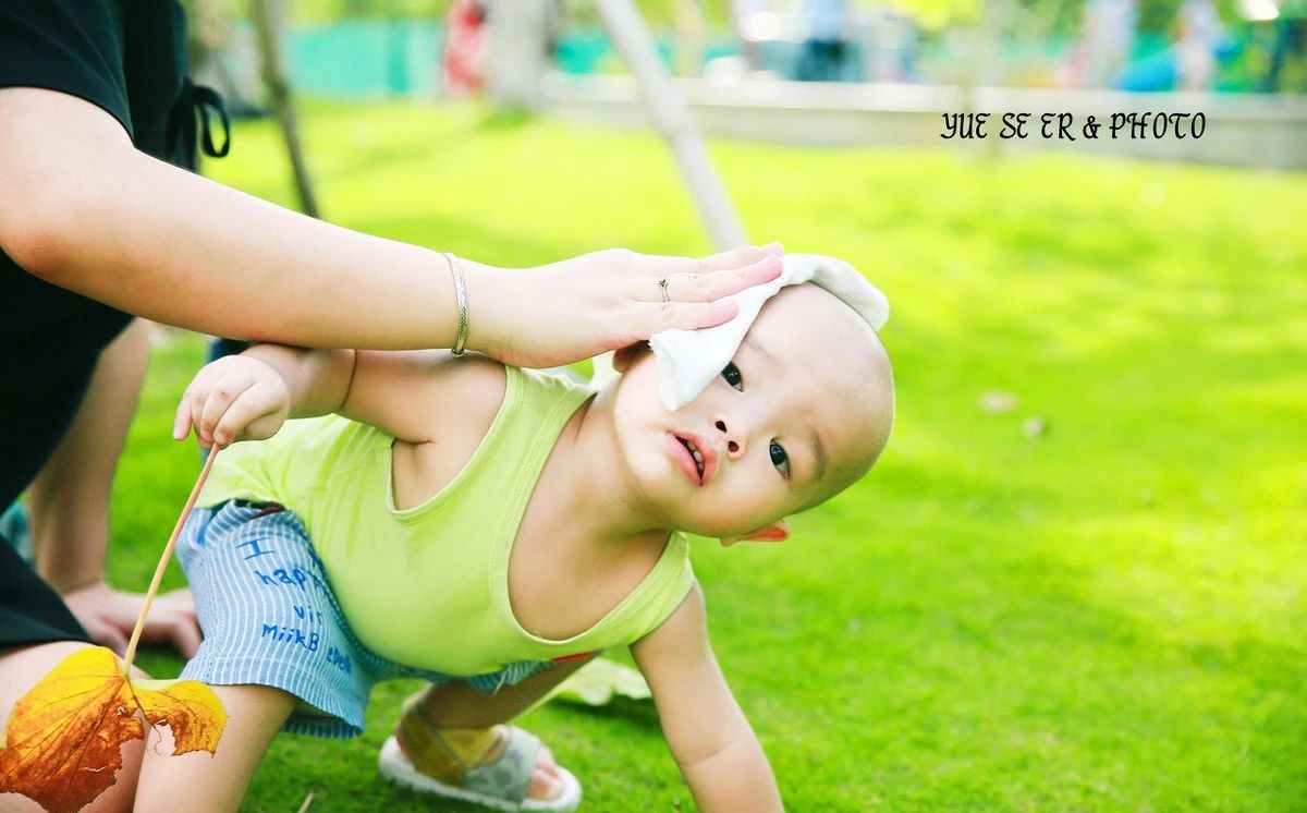 什么原因导致孩子不愿意走路 afa74ce209d0400d925fc9260a872ac8.jpeg