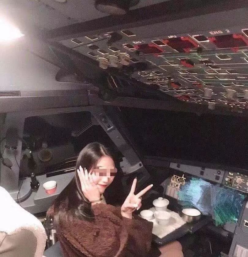 网红进机舱? 别光顾看热闹.船上这些区域也不