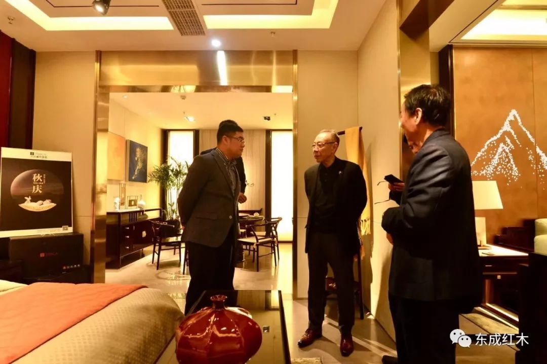 天津东成文宋当代中式艺术馆落成神秘嘉宾现场道贺