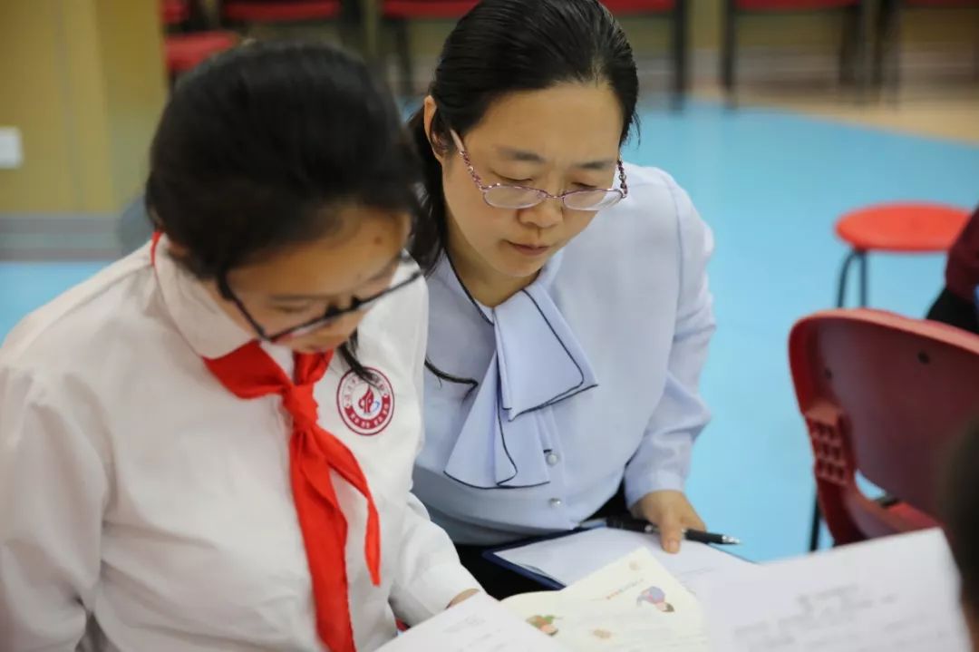 研讨会构建深度学习的课堂生态