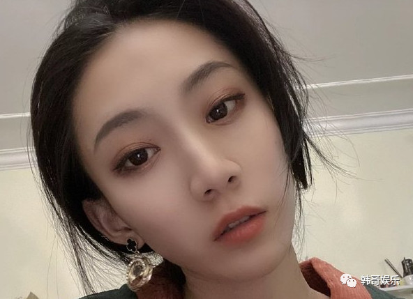 小仙女被拍腹部隆起怀孕了,谁的?葵儿落泪感谢粉丝支持 作者: 来源:网红速报 小仙女被拍腹部隆起怀孕了,谁的?葵儿落泪感谢粉丝支持 作者: 来源:网红速报