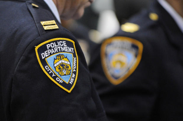 纽约警局员工转卖个人信息，打911报警电话都能中招