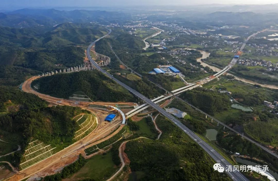 2020高州各镇gdp_高州粤龙山风景区图片(3)