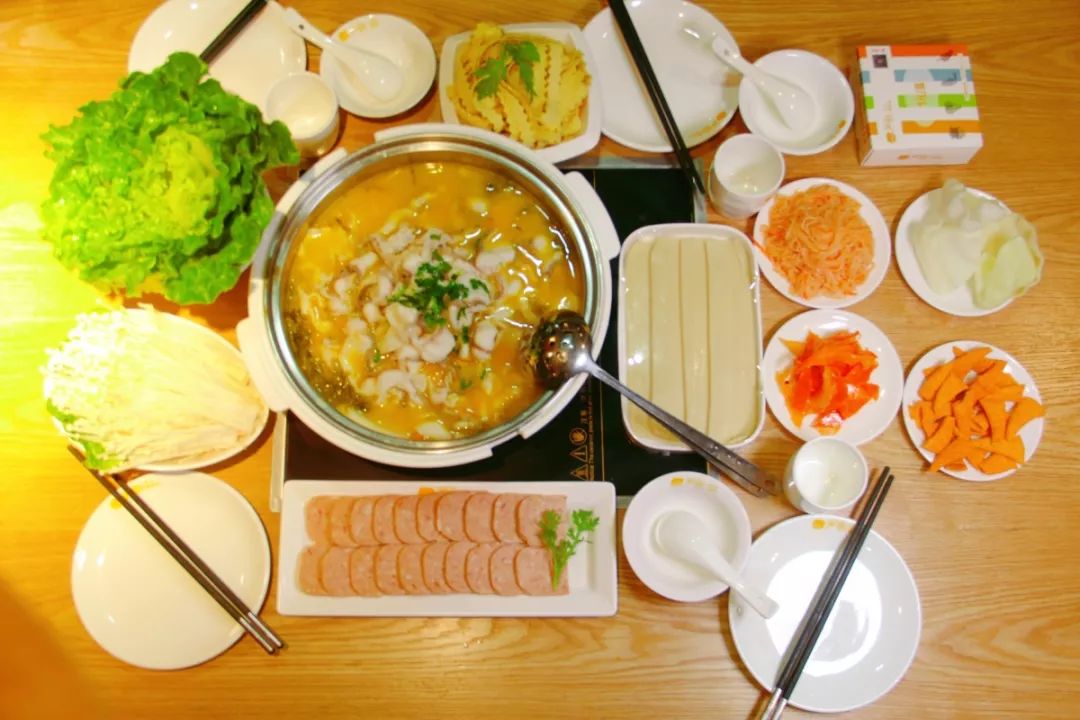 美食推荐】福利来袭!火锅自助、金汤酸菜鱼等