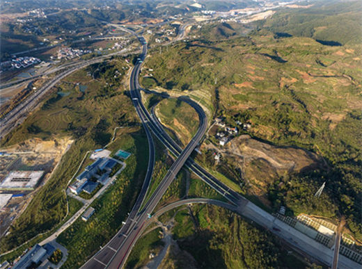 盘州高速 88eda89ca4c24ad4927c15141b3d189f.jpeg