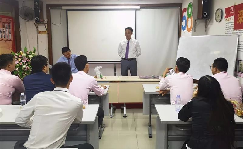 翡丽郡店经理周龙平