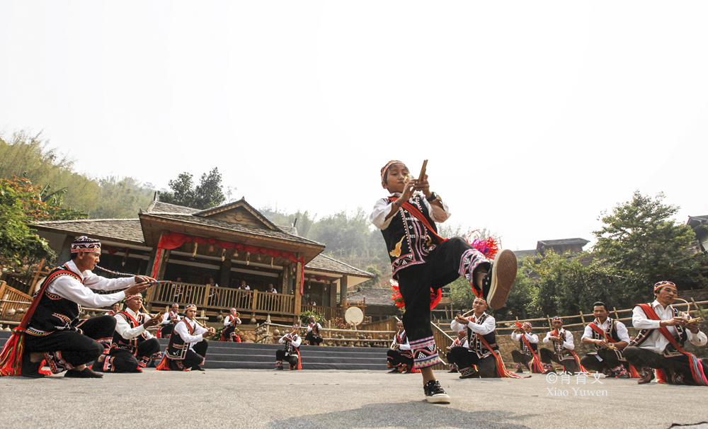 芒捧镇人口_腾冲芒棒镇红豆树村