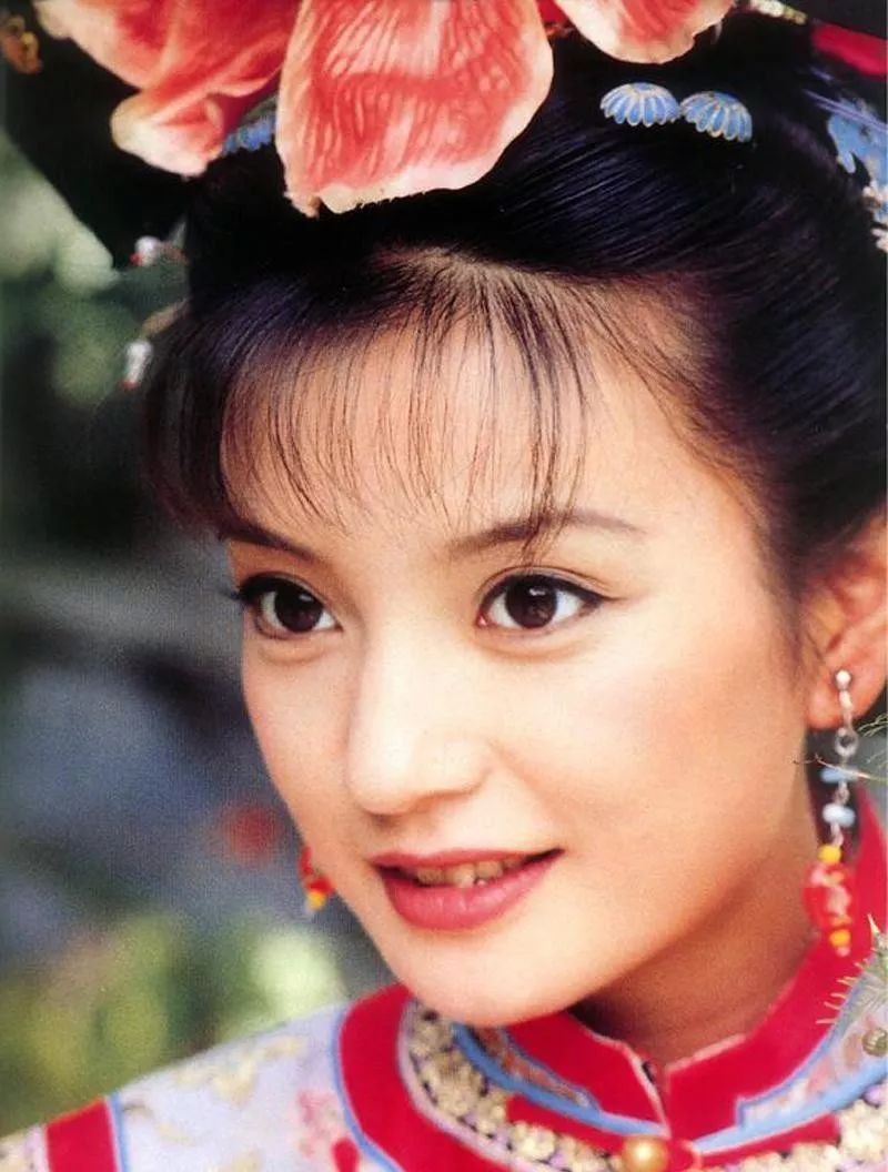 27岁的迪丽热巴老得像46岁!为什么她们都老的