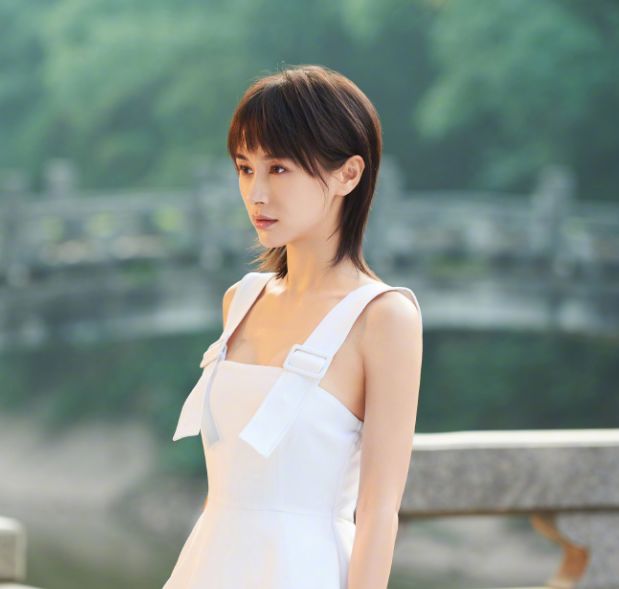 王子文 3124e60f85484e6087b874e04bc41531.jpeg