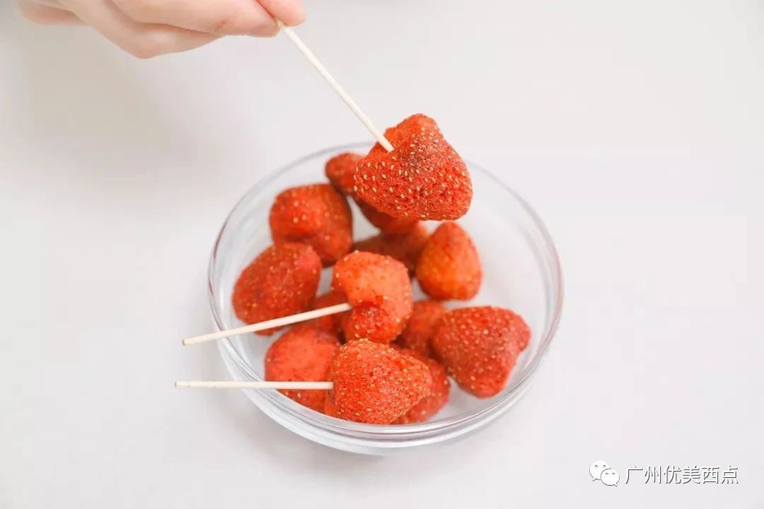 优美西点| 冬日之吻の草莓巧克力(整颗)strawberry chocolate