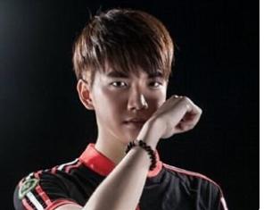 宝蓝小明是同一水准?LPL辅助辈分图引热议,网