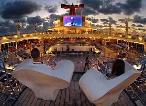 去日本旅游未必要坐飞机,也可选择乘游轮,但为