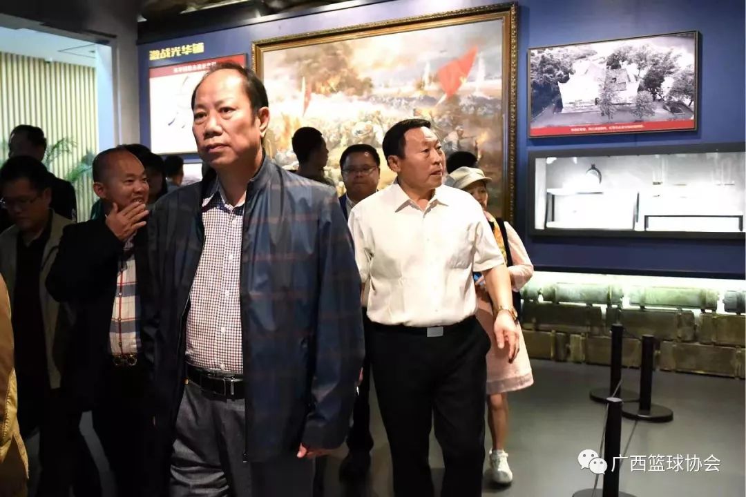 一整天的行程安排非常紧凑,在广西篮协主席韦茂繁,副主席覃彦铭,副