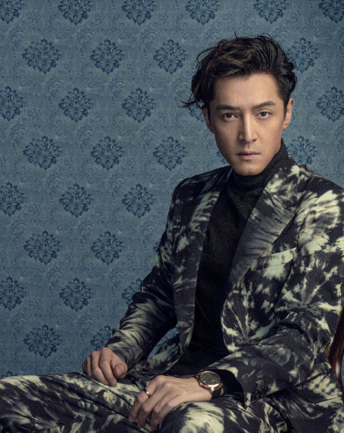 胡歌个性图集,成熟坚毅,尽显高级感