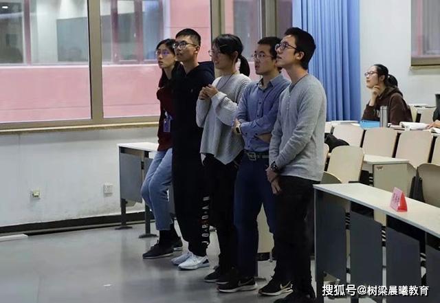 清华大学2019年新生军训后，终于再见学霸武亦姝，她获得了3等奖