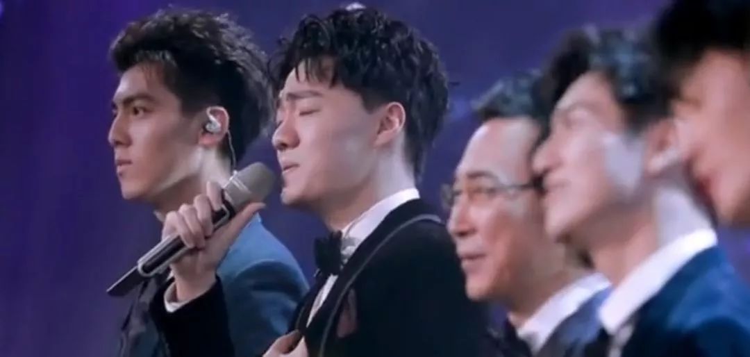 廖昌永带4个徒弟唱《天边》,完美合声惊艳全场