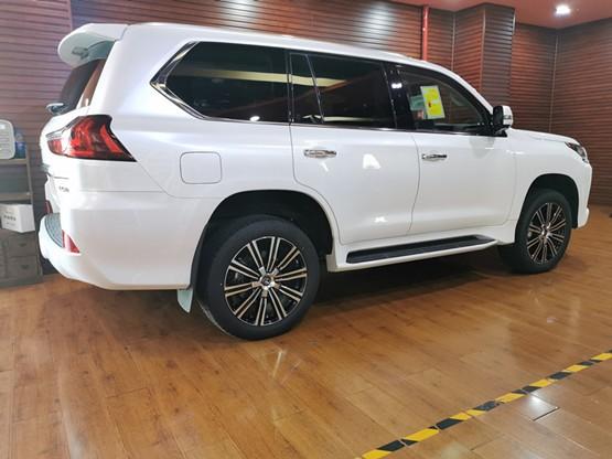 19款雷克萨斯LX570沉稳气质卓越性能