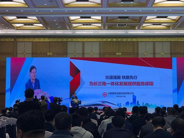 覆盖2小时交通圈：自动驾驶+5G助力高铁飞速发展