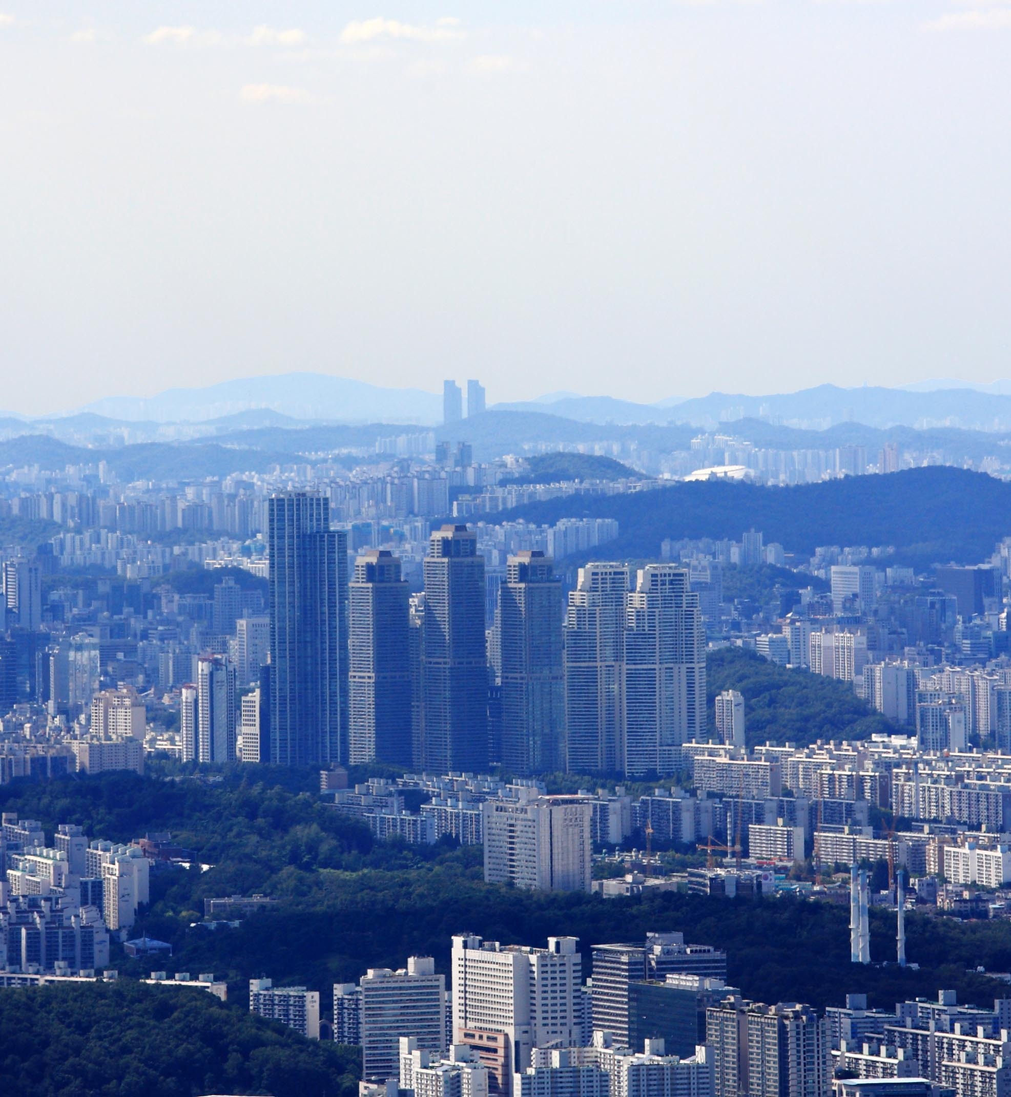 世界人口最密集的城市_实拍香港大楼密集照,让人头晕目眩(3)