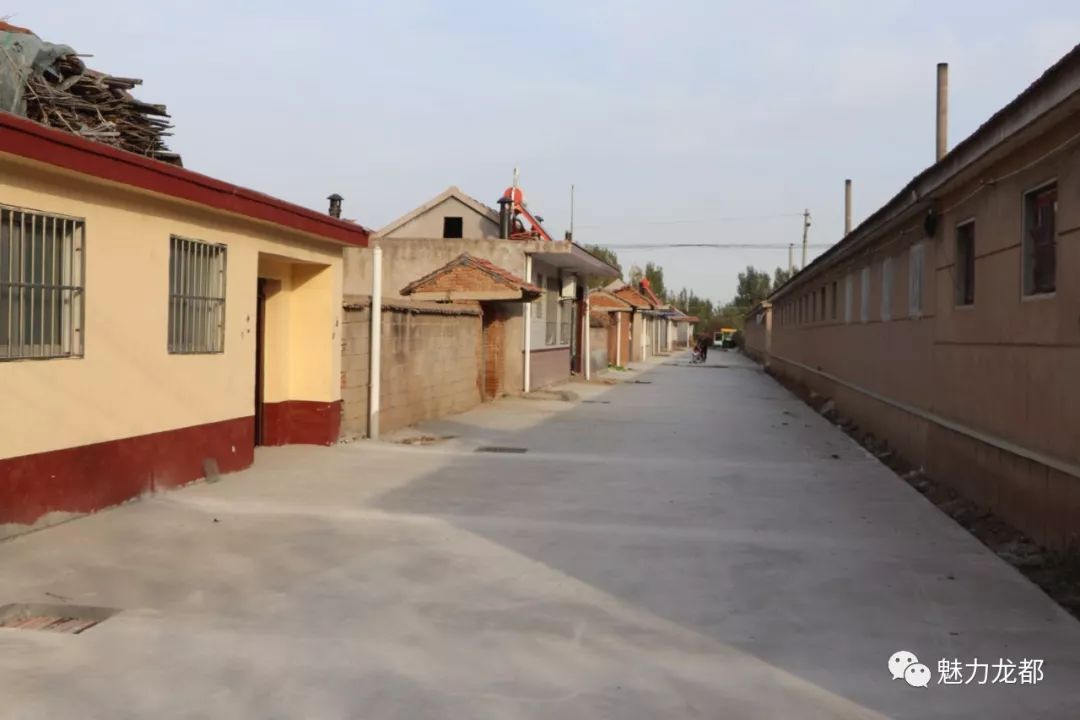 户户通谭家庄自今年"户户通"开工建设以来,谭家庄村投资154万元硬化