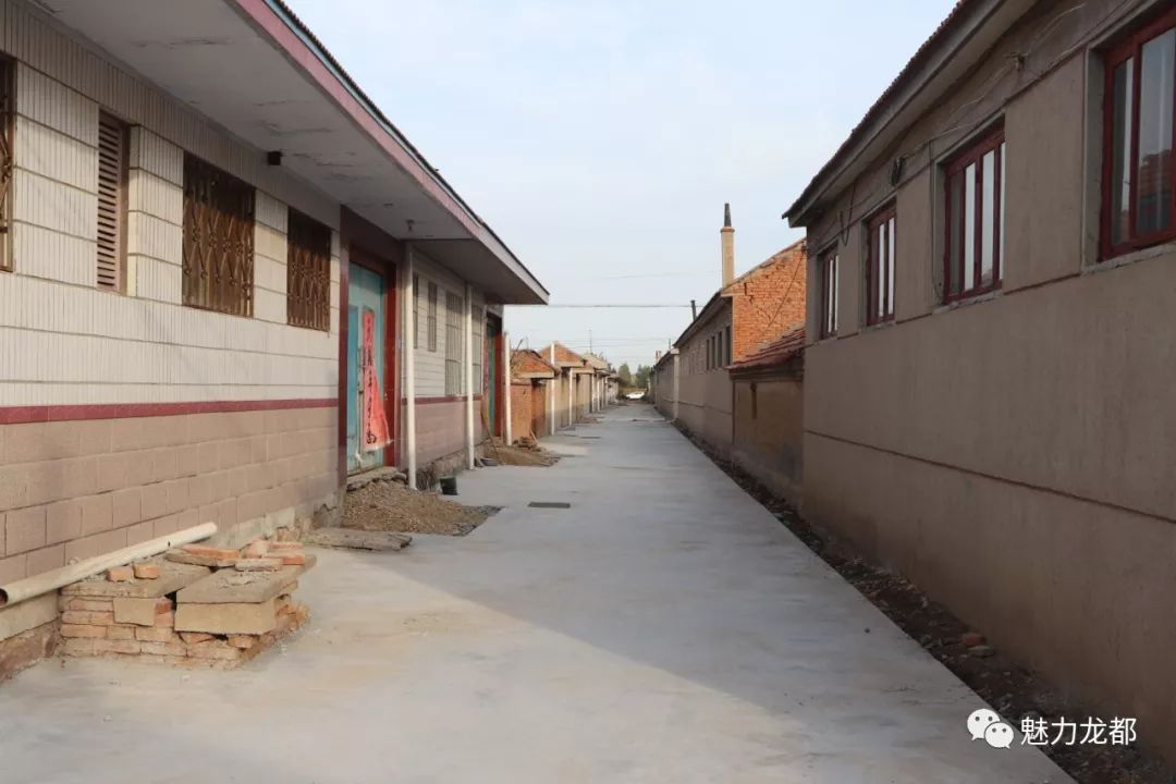 户户通谭家庄自今年"户户通"开工建设以来,谭家庄村投资154万元硬化