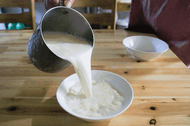 e47c41e939e249a1884a4ca3d207b572.gif
