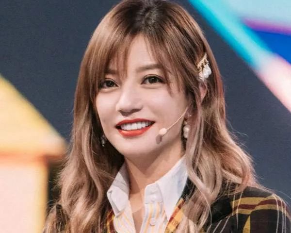 杨洋的刘海、胡歌的发际线、谢娜的眼线,他们