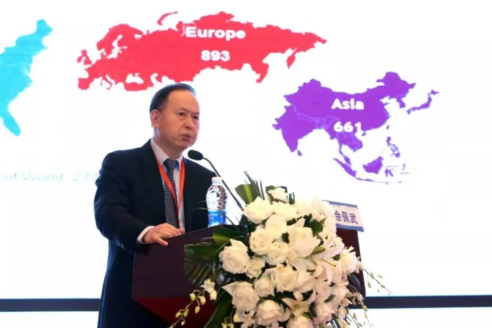许剑民教授,南方医科大学南方医院的李国新教授,西南医院的余佩武教授