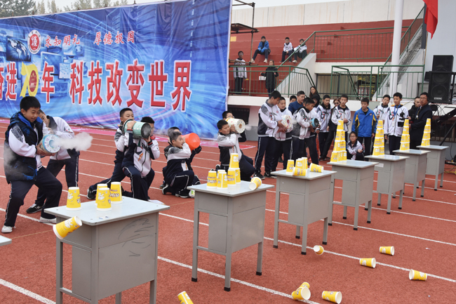 运城市东康中学第四届科技节盛大开幕