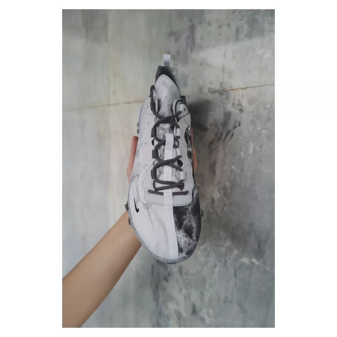 kendrick lamar联名,kendricklamar kendrick lamar自2017 年加入 nike 阵营开始,便着手设计联名合作鞋