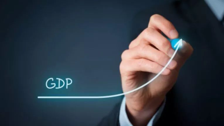2020年5月份的GDP数据_近十年中国gdp数据图
