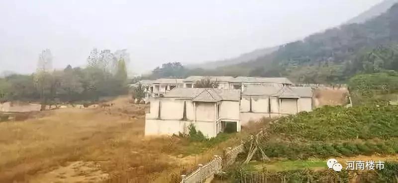 河南也现秦岭别墅案例73套违建别墅被没收