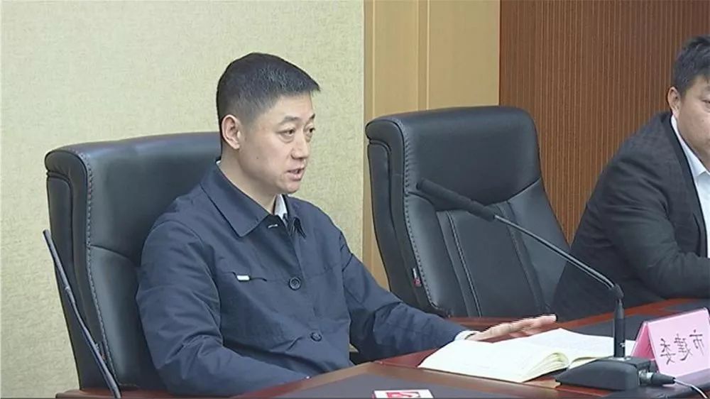 长春市城乡建设委员会副主任 任晓强:根据供热区域的投诉,我们按时间