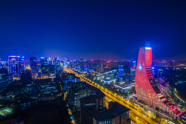 成都市2019年经济总量预测_成都市经济发展状况图