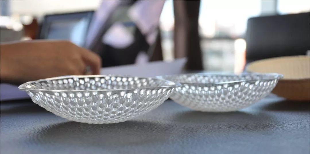 女生糟蹋乳房的三个行为,熬夜才排第二,第一