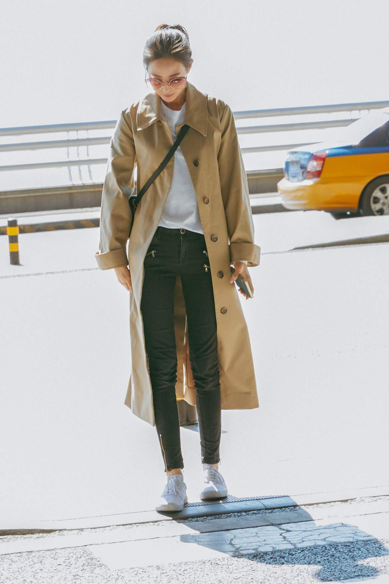 长靴风衣_风衣配长靴图片(3)