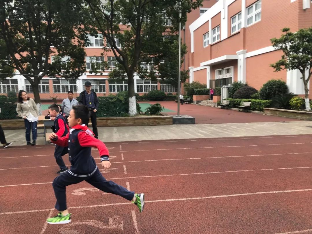 阳光体育/驰骋操场,展现自我—蔚斗小学2019年体质达标运动会