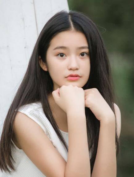 50年一遇的林青霞终于有人继承美貌了,大光明