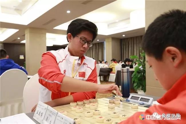 四智会象棋男子决赛黄竹风力克孟辰夺冠