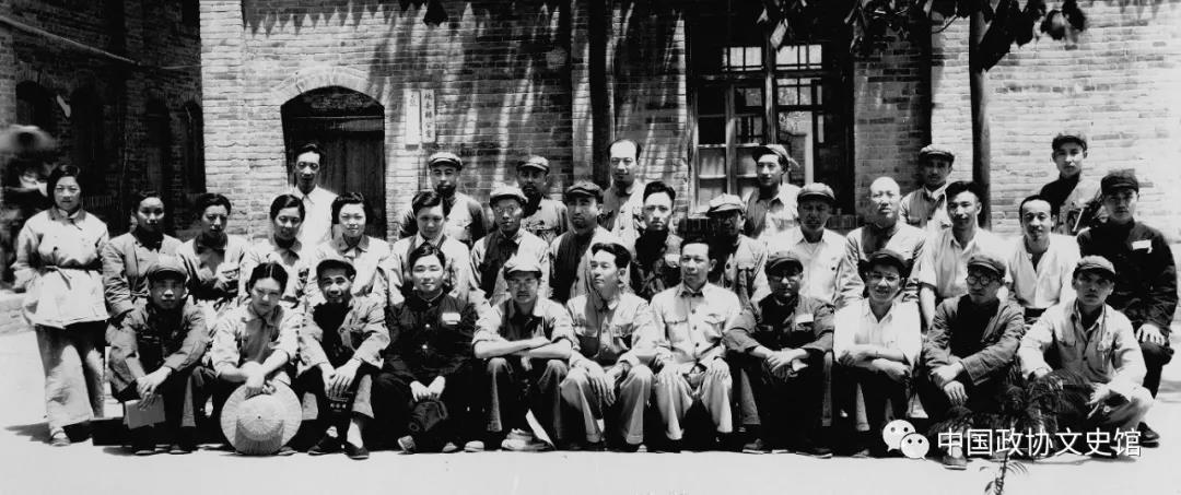 为什么要进行土地改革 559d2972bec441d9948b01fcba4fbcad.jpeg