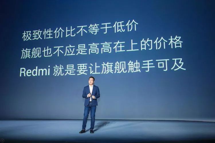 国产手机的5G战火：“双品牌互掐”与“价格战怪