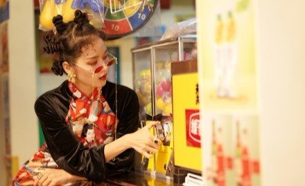 点击图片看原样大小图片